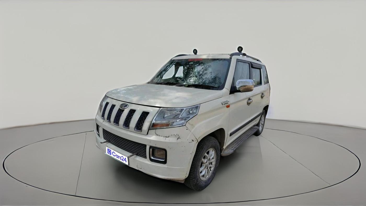 2017 Mahindra TUV300 T8, Diesel, Manual, 62,826 km, exterior