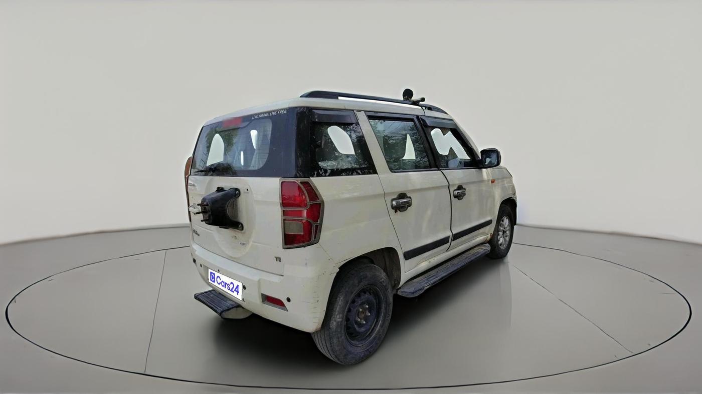 2017 Mahindra TUV300 T8, Diesel, Manual, 62,826 km, exterior