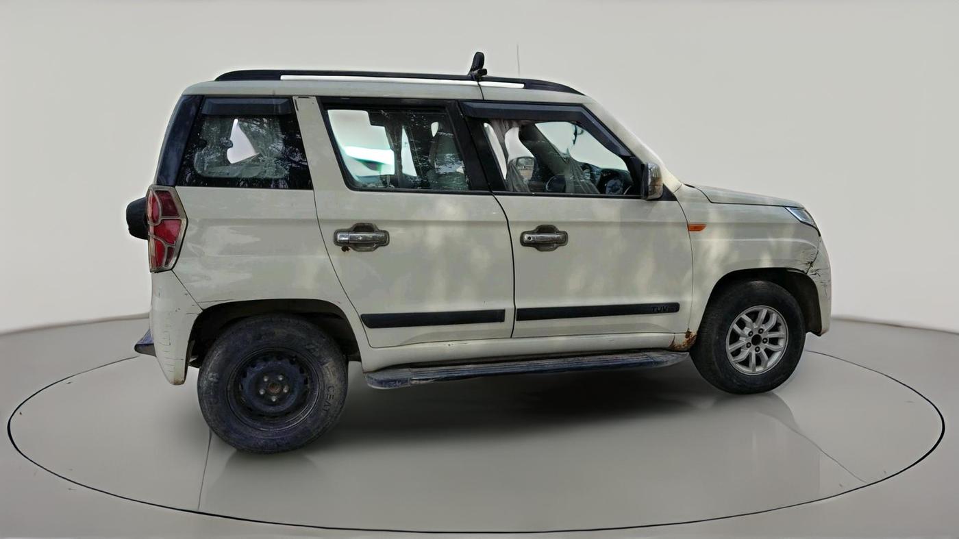 2017 Mahindra TUV300 T8, Diesel, Manual, 62,826 km, exterior