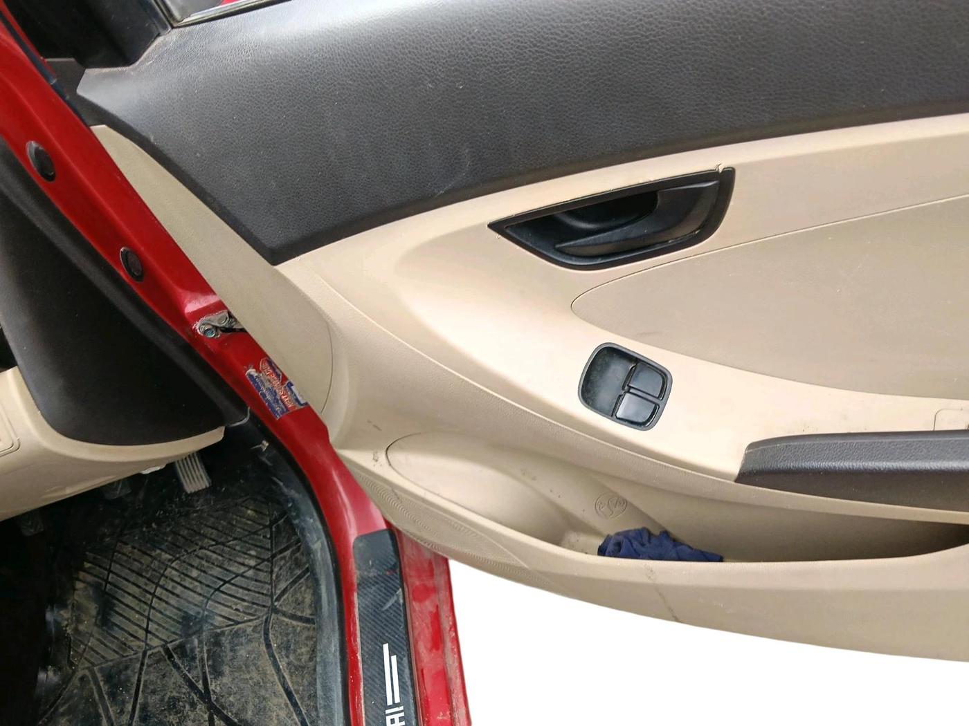 2016 Hyundai Eon ERA +, Petrol, Manual, 53,233 km, interior