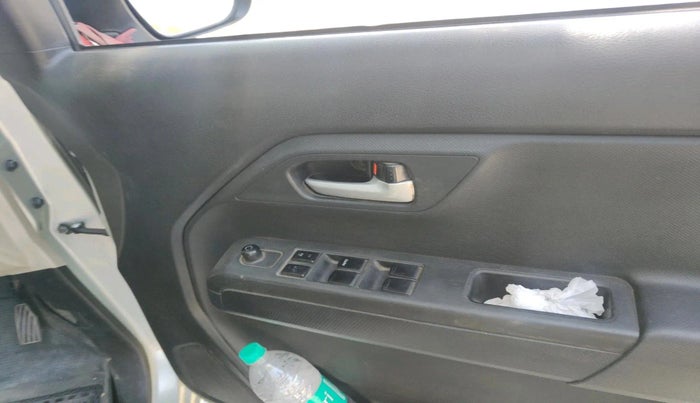 2020 Maruti New Wagon-R LXI 1.0, CNG, Manual, 91,785 km, interior