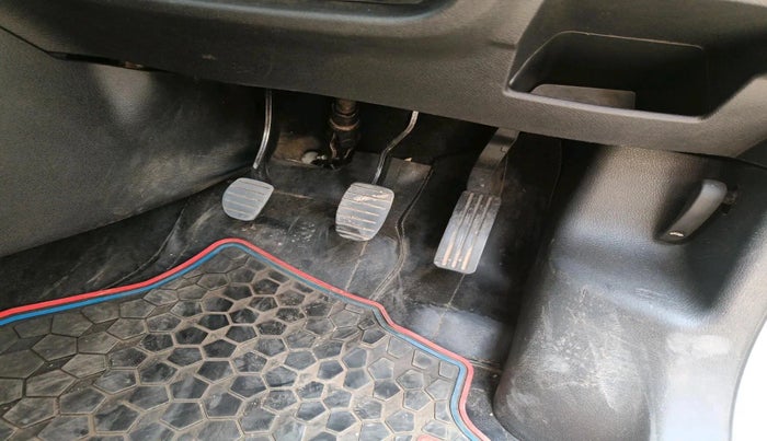 2019 Nissan Kicks XV PREMIUM O DUAL TONE DIESEL, Diesel, Manual, 1,13,293 km, interior