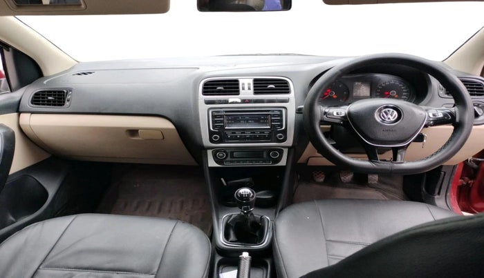 2014 Volkswagen Polo HIGHLINE1.5L, Diesel, Manual, 64,673 km, interior