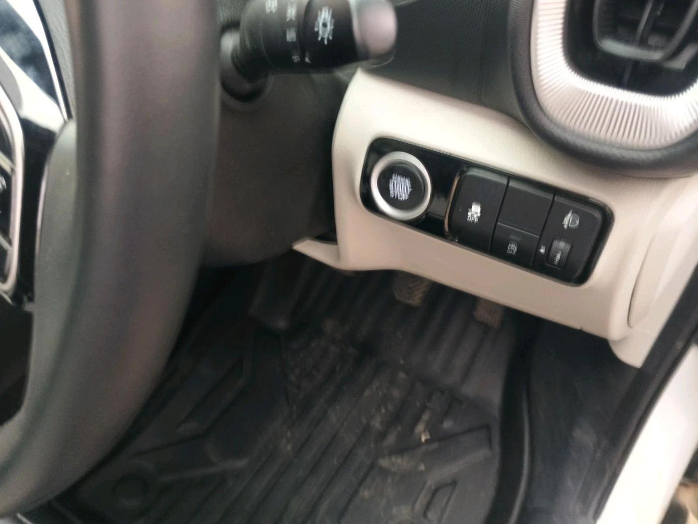 2026 KIA SONET HTK PLUS 1.5 DIESEL MT, Diesel, Manual, 6,805 km, interior