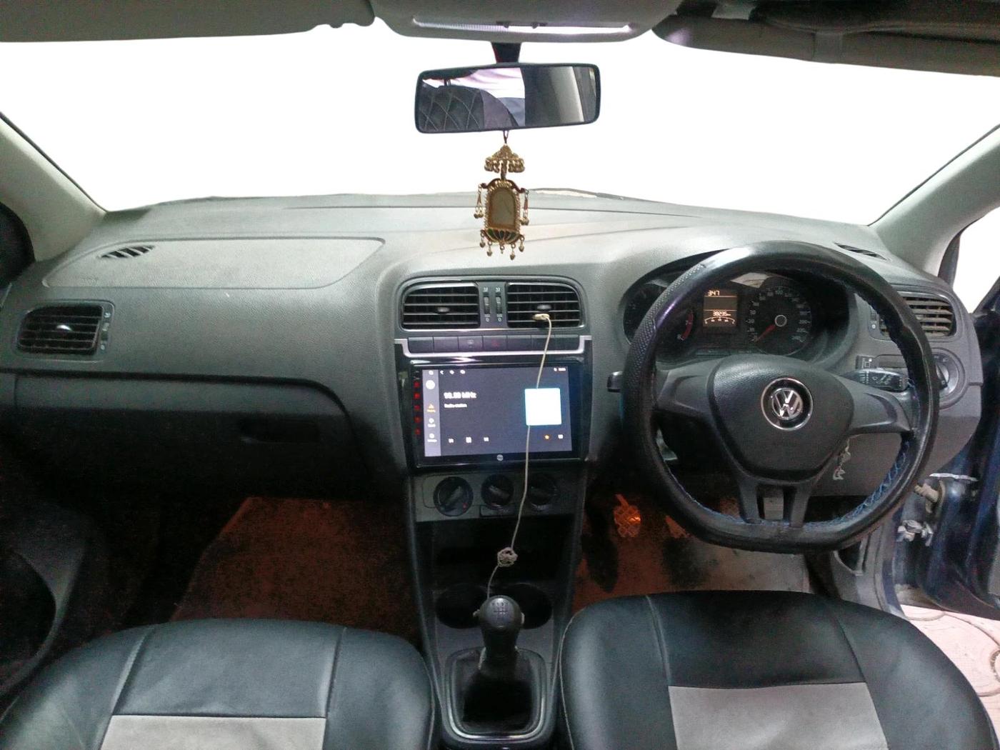2015 Volkswagen Polo COMFORTLINE 1.2L, CNG, Manual, 38,700 km, interior