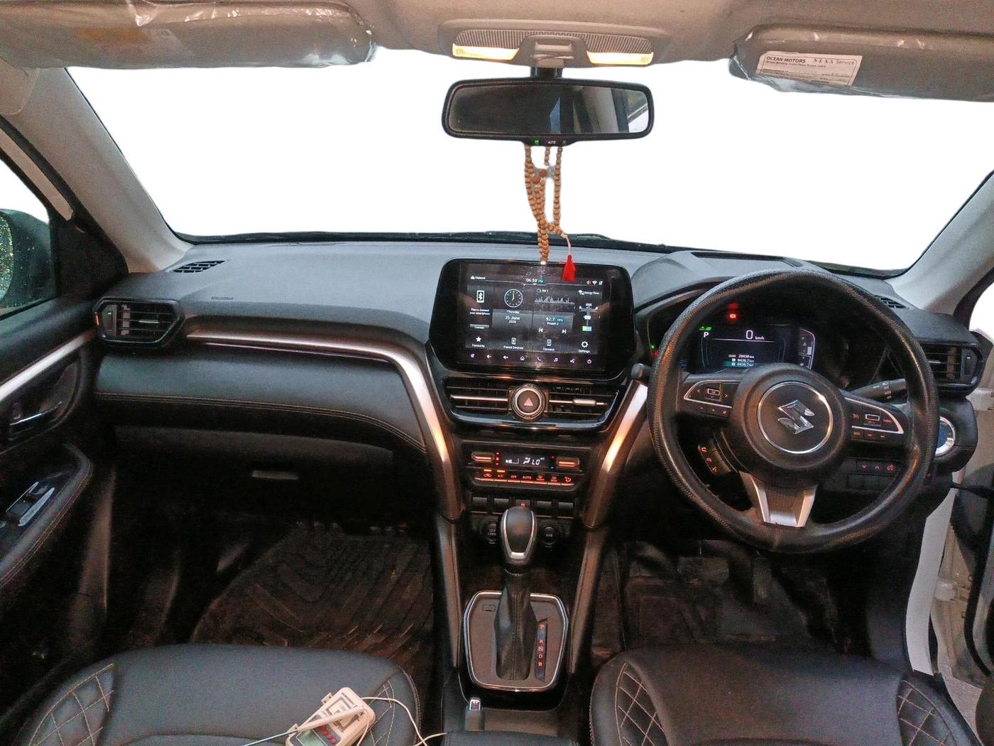 2024 Maruti Grand Vitara ZETA PLUS  HYBRID ECVT, Hybrid, Automatic, 28,436 km, interior