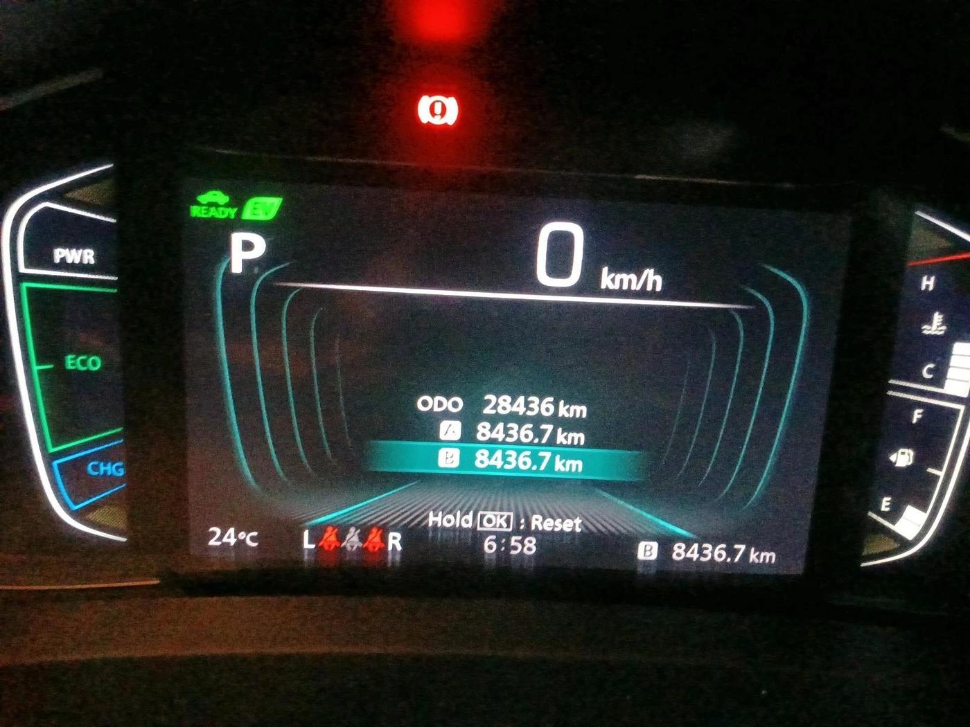 2024 Maruti Grand Vitara ZETA PLUS  HYBRID ECVT, Hybrid, Automatic, 28,436 km, interior