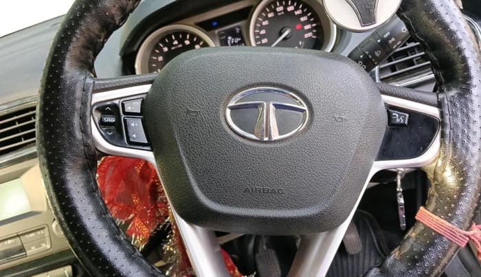 2016 Tata Tiago XZ PETROL, CNG, Manual, 72,713 km, interior