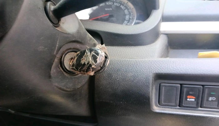 2012 Maruti Swift VDI, Diesel, Manual, 1,24,319 km, interior