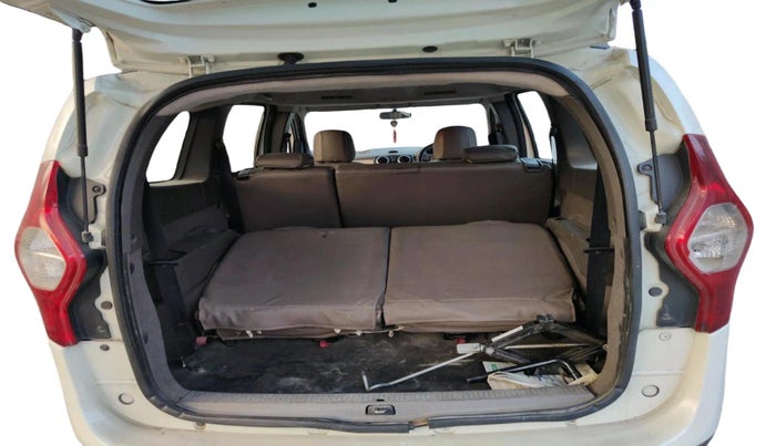 2015 Renault Lodgy 85 PS RXL, Diesel, Manual, 72,950 km, exterior