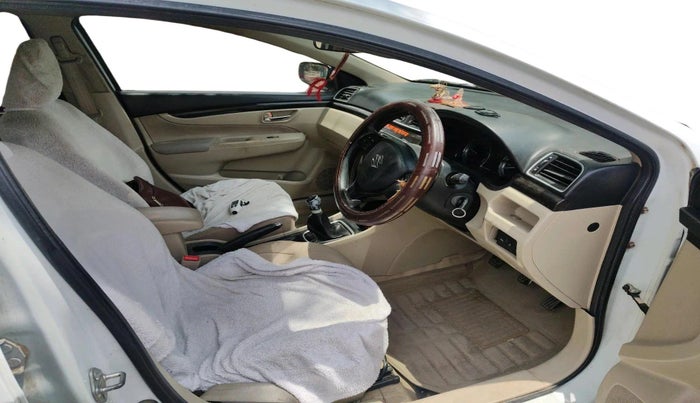 2016 Maruti Ciaz VDI+ SHVS, Diesel, Manual, 1,07,242 km, interior