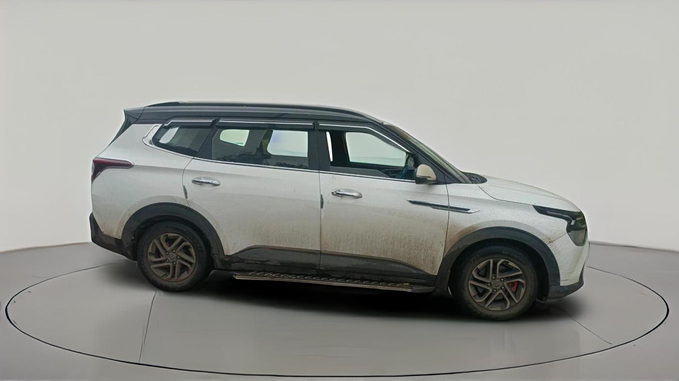2023 KIA CARENS PREMIUM 1.5 DIESEL IMT 7 STR, Diesel, Manual, 55,151 km, exterior