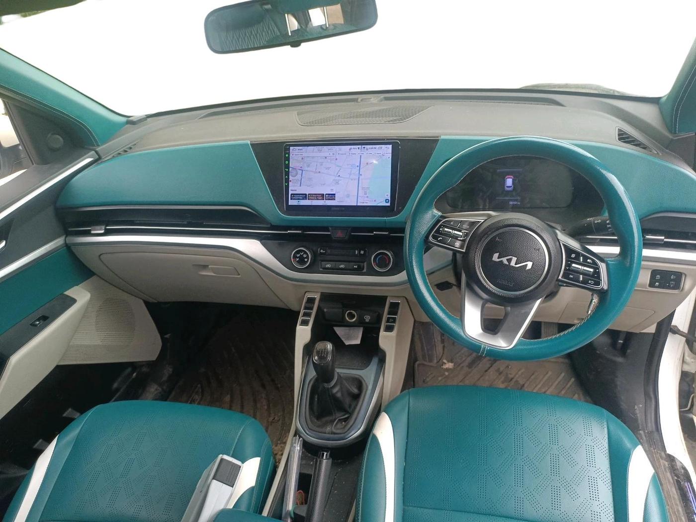 2023 KIA CARENS PREMIUM 1.5 DIESEL IMT 7 STR, Diesel, Manual, 55,151 km, interior