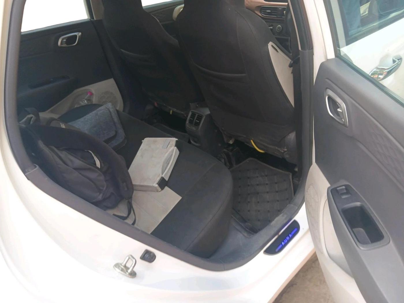 2023 Hyundai AURA SX 1.2 CNG, CNG, Manual, 31,447 km, interior