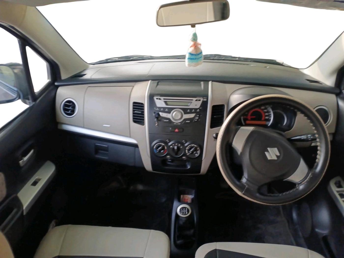 2016 Maruti Wagon R 1.0 VXI, Petrol, Manual, 26,135 km, interior