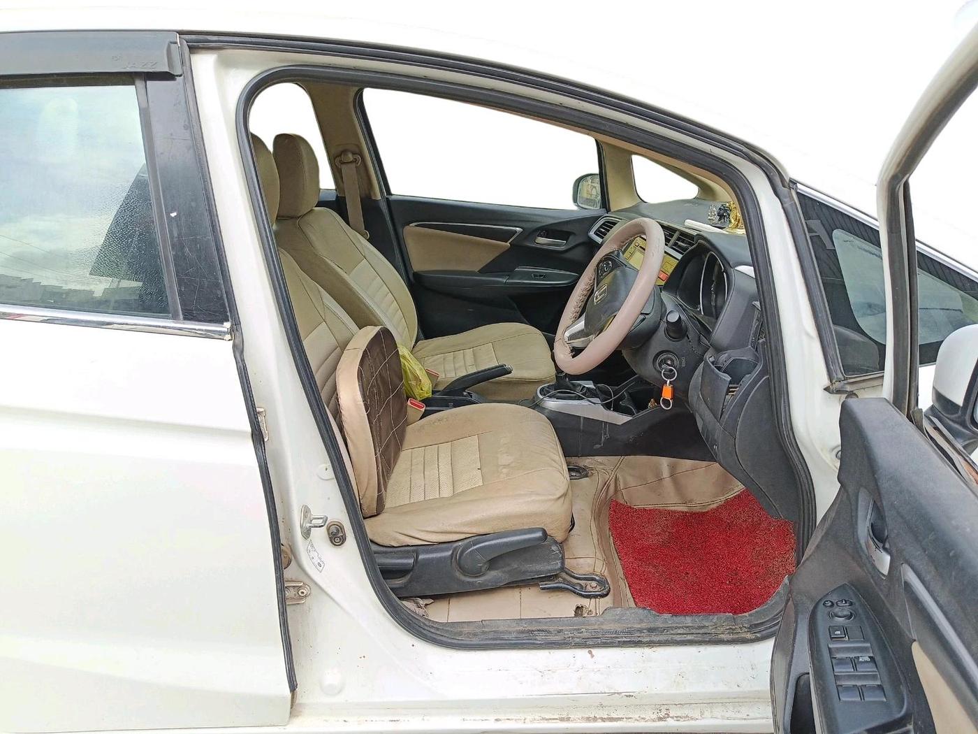 2016 Honda Jazz 1.2L I-VTEC V, CNG, Manual, 93,523 km, interior