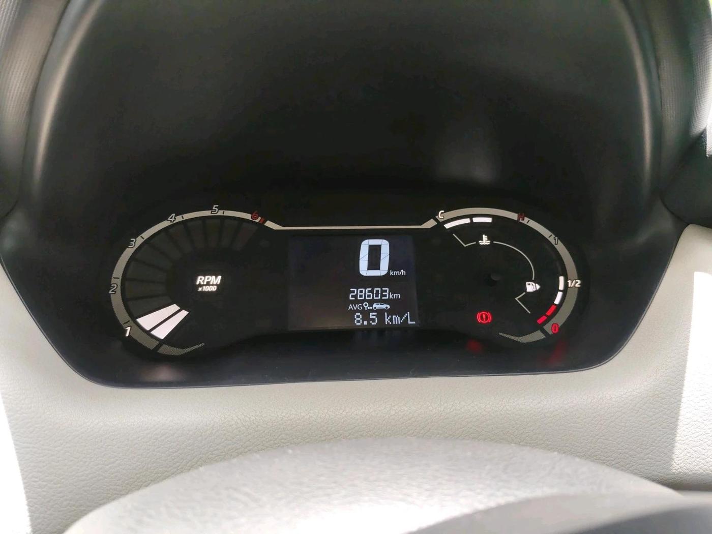 2021 Nissan MAGNITE XL, Petrol, Manual, 28,603 km, interior