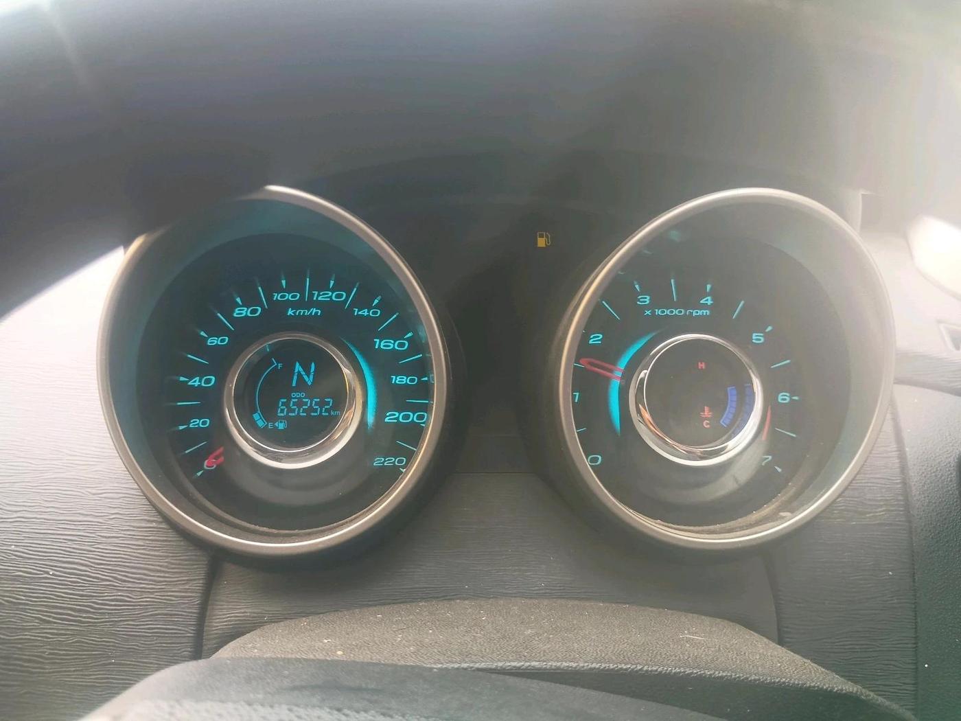 2018 Mahindra XUV500 W7 AT, Diesel, Automatic, 65,252 km, interior