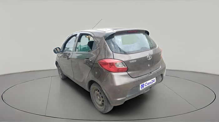 2018 Tata Tiago XT PETROL, Petrol, Manual, 1,17,746 km, exterior