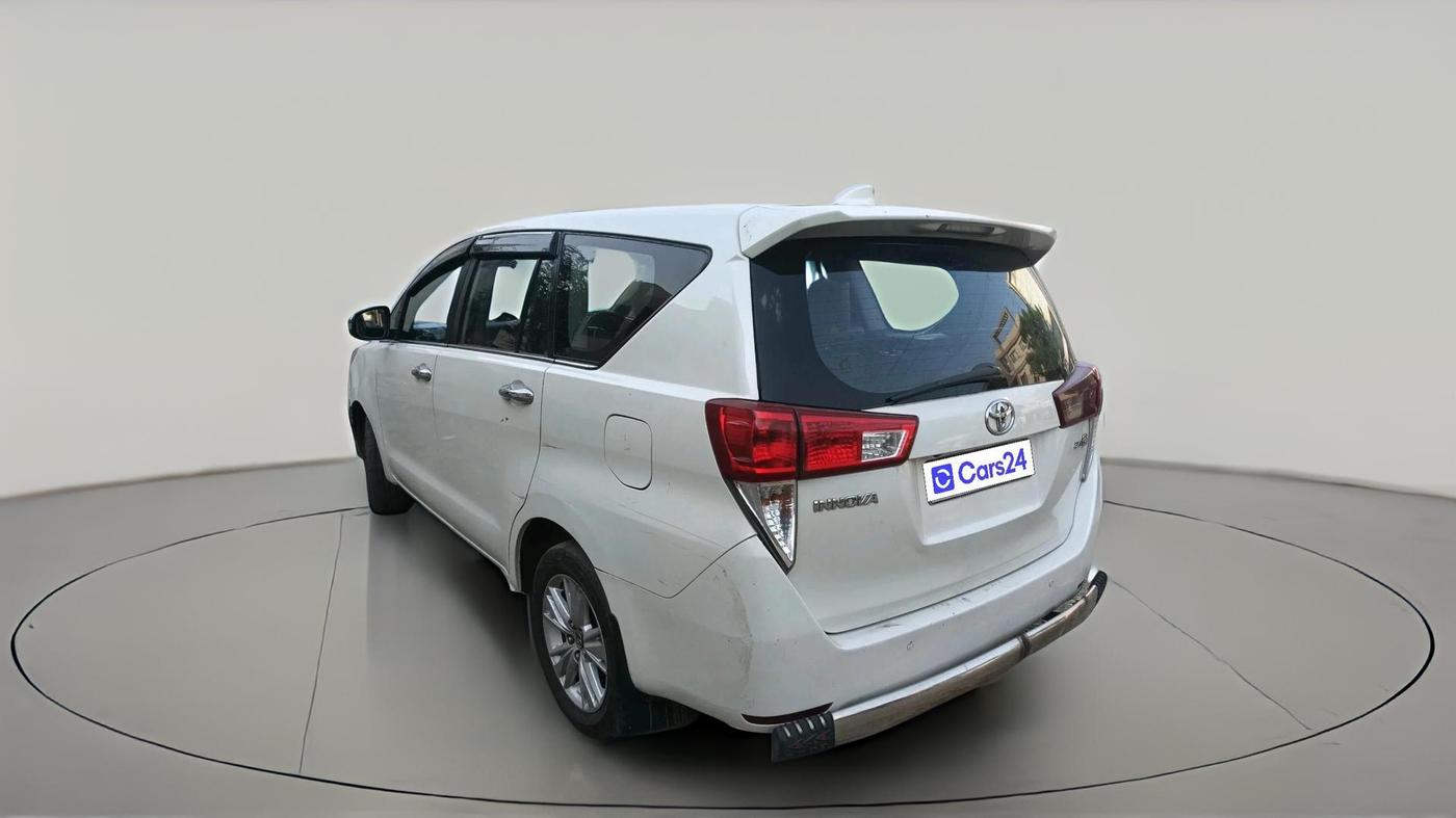 2018 Toyota Innova Crysta 2.4 ZX 7 STR, Diesel, Manual, 1,62,046 km, exterior