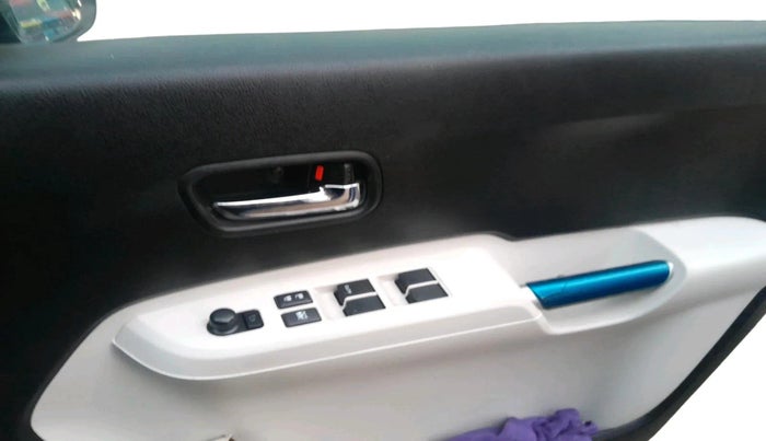 2018 Maruti IGNIS ZETA 1.2, Petrol, Manual, 69,673 km, interior