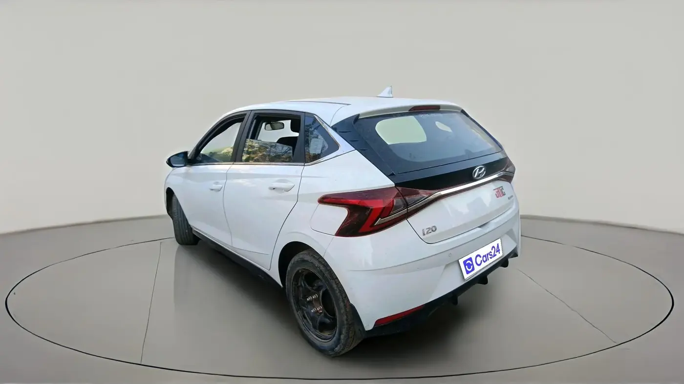 2023 Hyundai NEW I20 SPORTZ 1.2 MT, Petrol, Manual, 24,198 km, exterior