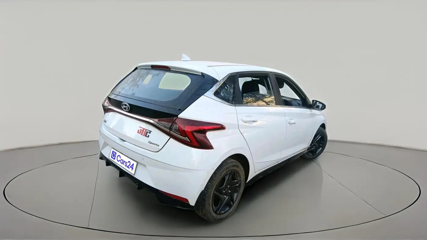 2023 Hyundai NEW I20 SPORTZ 1.2 MT, Petrol, Manual, 24,198 km, exterior