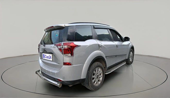 2018 Mahindra XUV500 W7, Diesel, Manual, 90,187 km, exterior