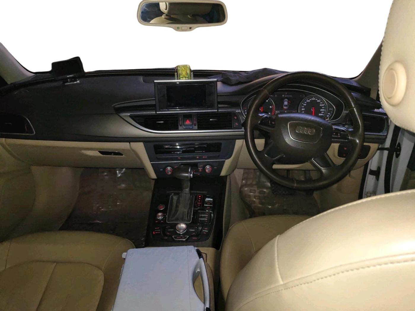 2013 Audi A6 2.0 TDI PREMIUM, Diesel, Automatic, 64,400 km, interior