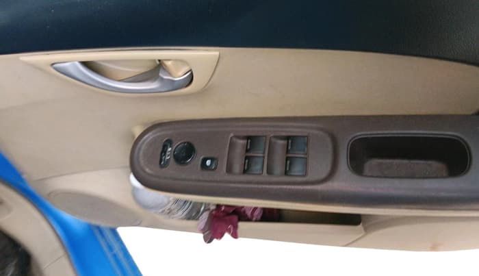 2012 Honda Brio V MT, Petrol, Manual, 88,962 km, interior