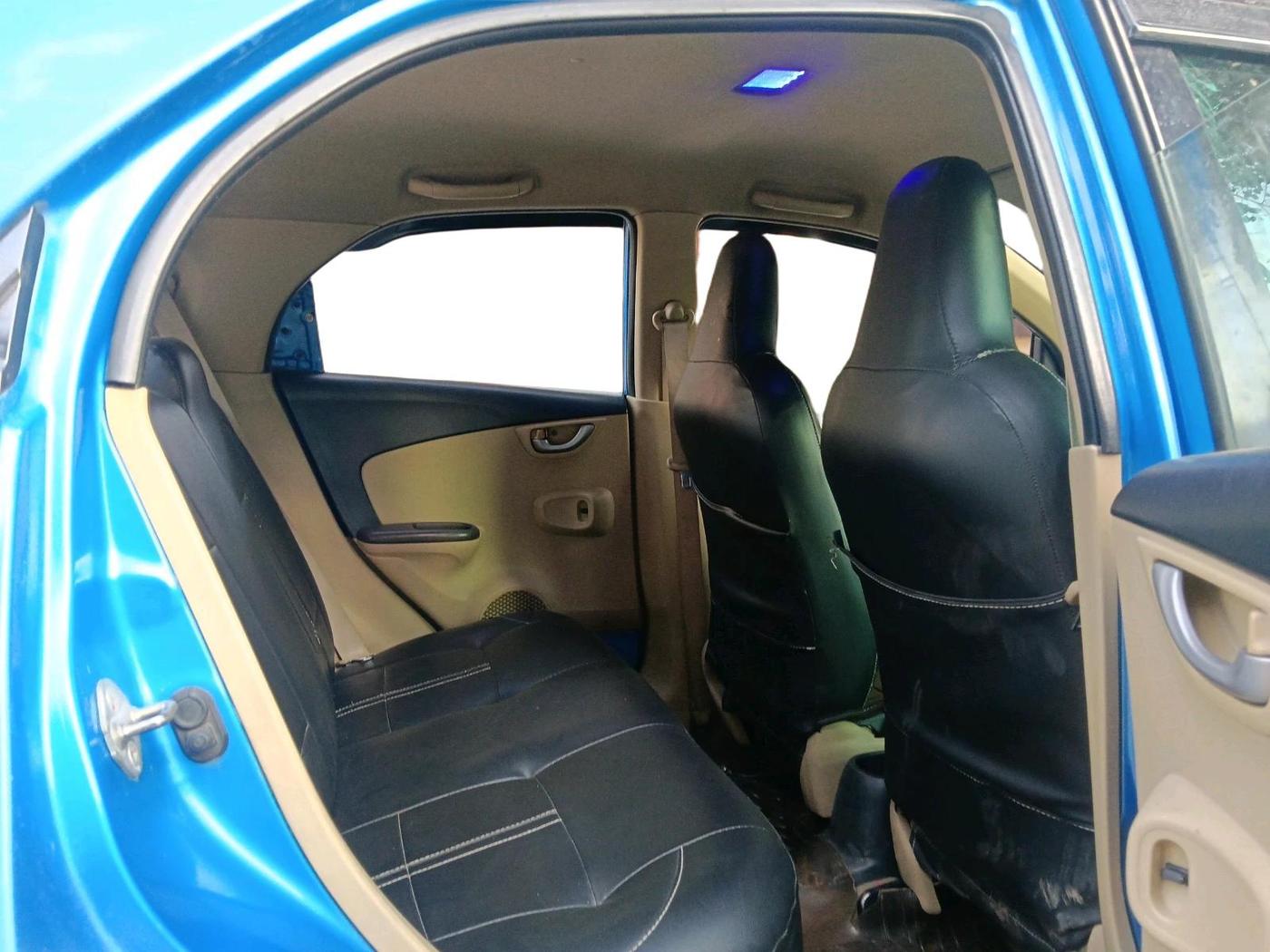 2012 Honda Brio V MT, Petrol, Manual, 88,962 km, interior