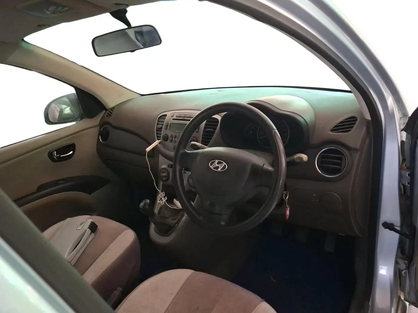 2012 Hyundai i10 SPORTZ 1.2, Petrol, Manual, 55,660 km, interior