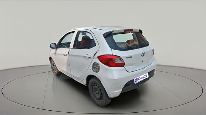 2018 Tata Tiago XT PETROL, Petrol, Manual, 83,929 km, exterior