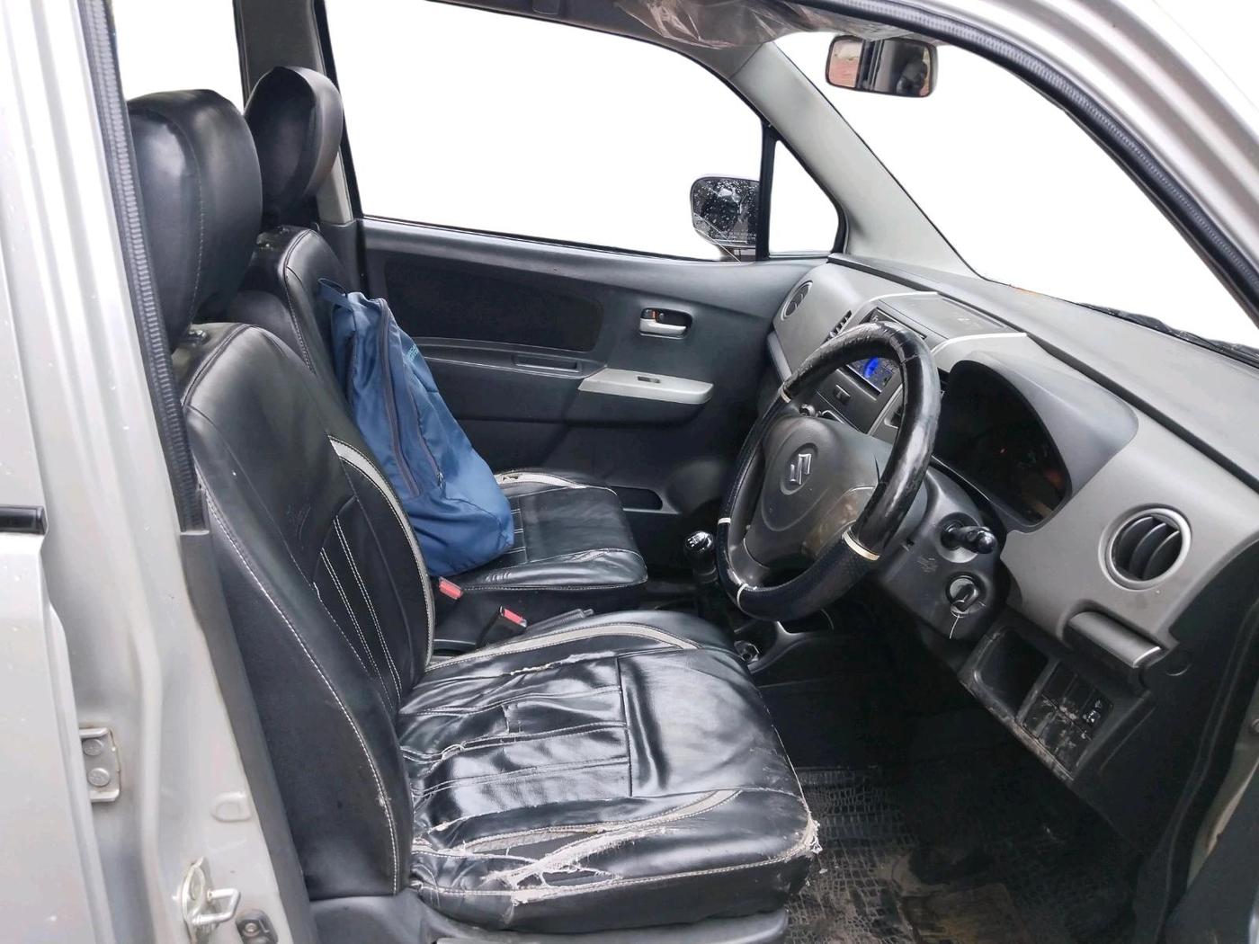 2011 Maruti Wagon R 1.0 LXI, Petrol, Manual, 43,226 km, interior
