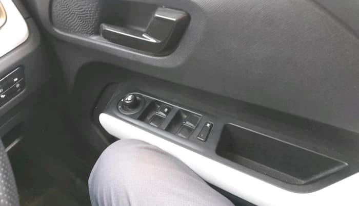 2024 Tata PUNCH ACCOMPLISHED MT, Petrol, Manual, 23,061 km, interior