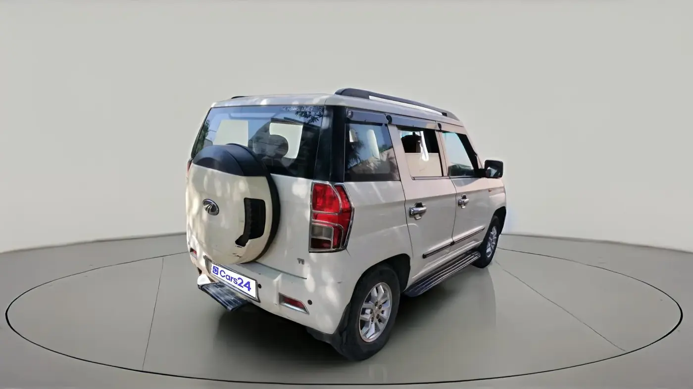 2016 Mahindra TUV300 T8, Diesel, Manual, 73,386 km, exterior