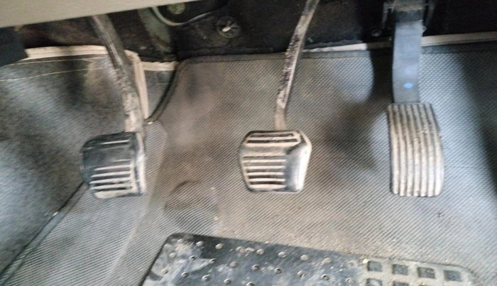 2016 Mahindra TUV300 T8, Diesel, Manual, 73,386 km, interior