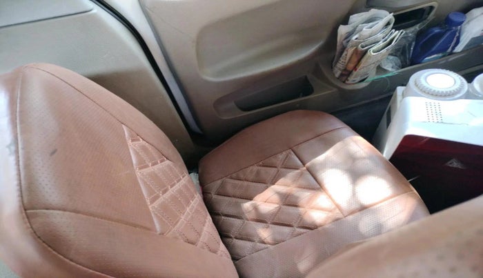 2016 Mahindra TUV300 T8, Diesel, Manual, 73,386 km, interior