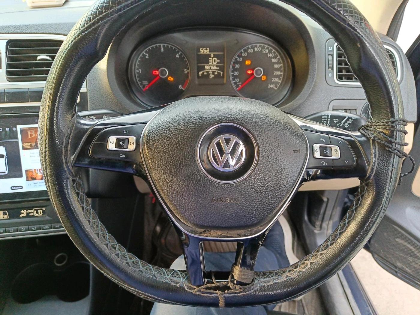 2015 Volkswagen Polo HIGHLINE1.2L DIESEL, Diesel, Manual, 98,766 km, interior