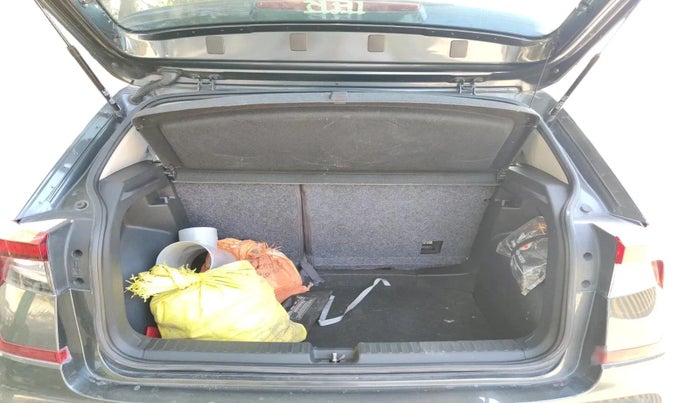 2022 Skoda KUSHAQ AMBITION 1.0L TSI MT, Petrol, Manual, 14,646 km, exterior