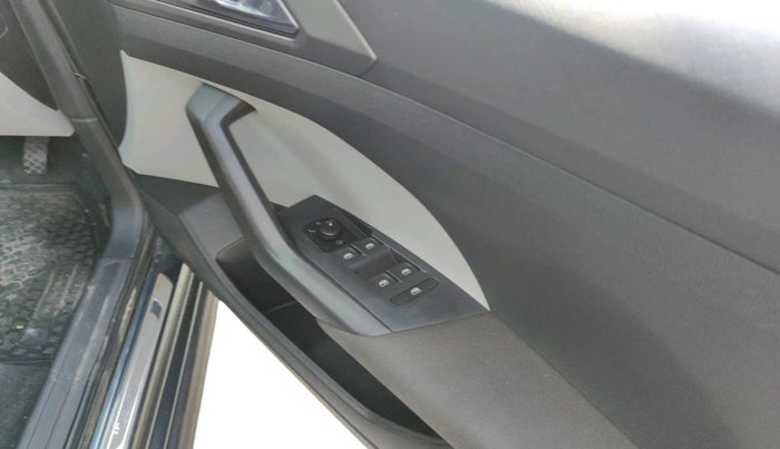 2022 Skoda KUSHAQ AMBITION 1.0L TSI MT, Petrol, Manual, 14,646 km, interior