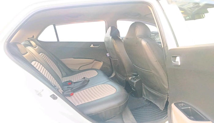 2018 Hyundai Grand i10 SPORTZ 1.2 KAPPA VTVT, Petrol, Manual, 54,524 km, interior