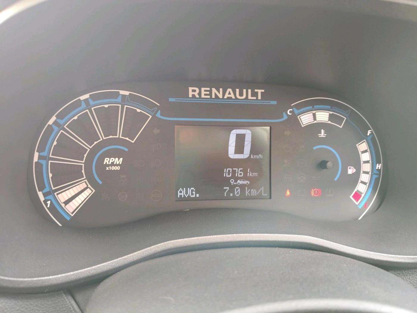 2023 Renault Kwid RXT 1.0, Petrol, Manual, 10,761 km, interior