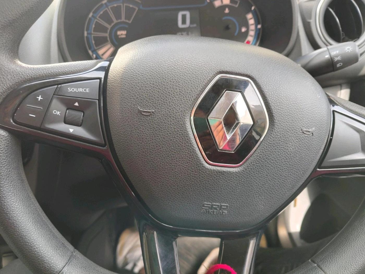 2023 Renault Kwid RXT 1.0, Petrol, Manual, 10,761 km, interior