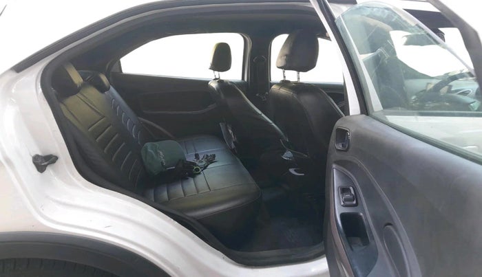 2019 Ford FREESTYLE TITANIUM 1.2 PETROL, Petrol, Manual, 1,38,057 km, interior