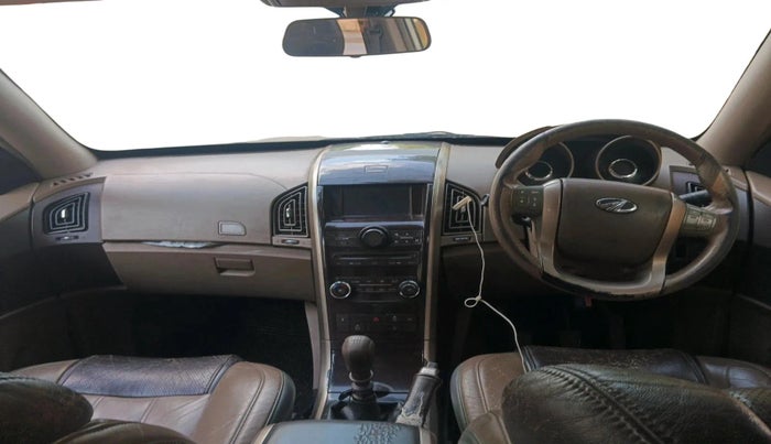 2012 Mahindra XUV500 W8, Diesel, Manual, 2,02,633 km, interior