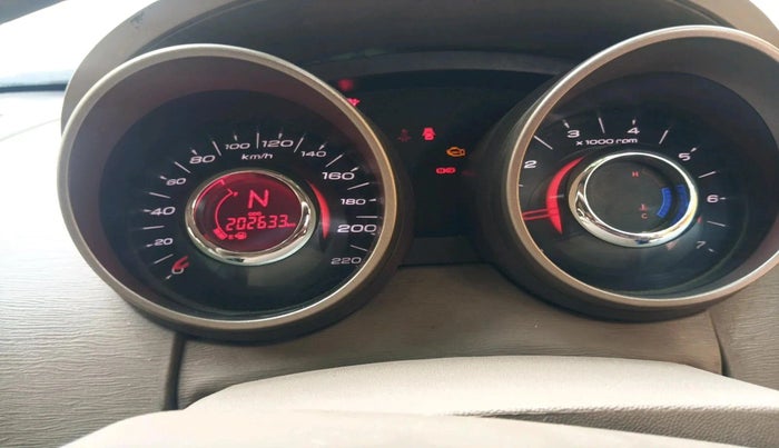 2012 Mahindra XUV500 W8, Diesel, Manual, 2,02,633 km, interior