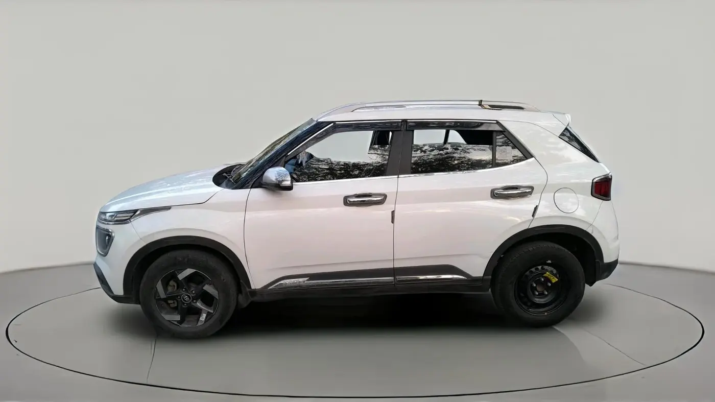 2020 Hyundai VENUE SX 1.5 CRDI, Diesel, Manual, 66,409 km, exterior