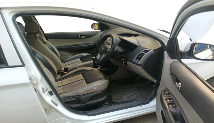 2011 Hyundai i20 ASTA 1.2, Petrol, Manual, 45,067 km, interior