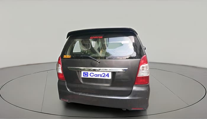 2012 Toyota Innova VX 2.5 8 STR, Diesel, Manual, 2,45,159 km, exterior